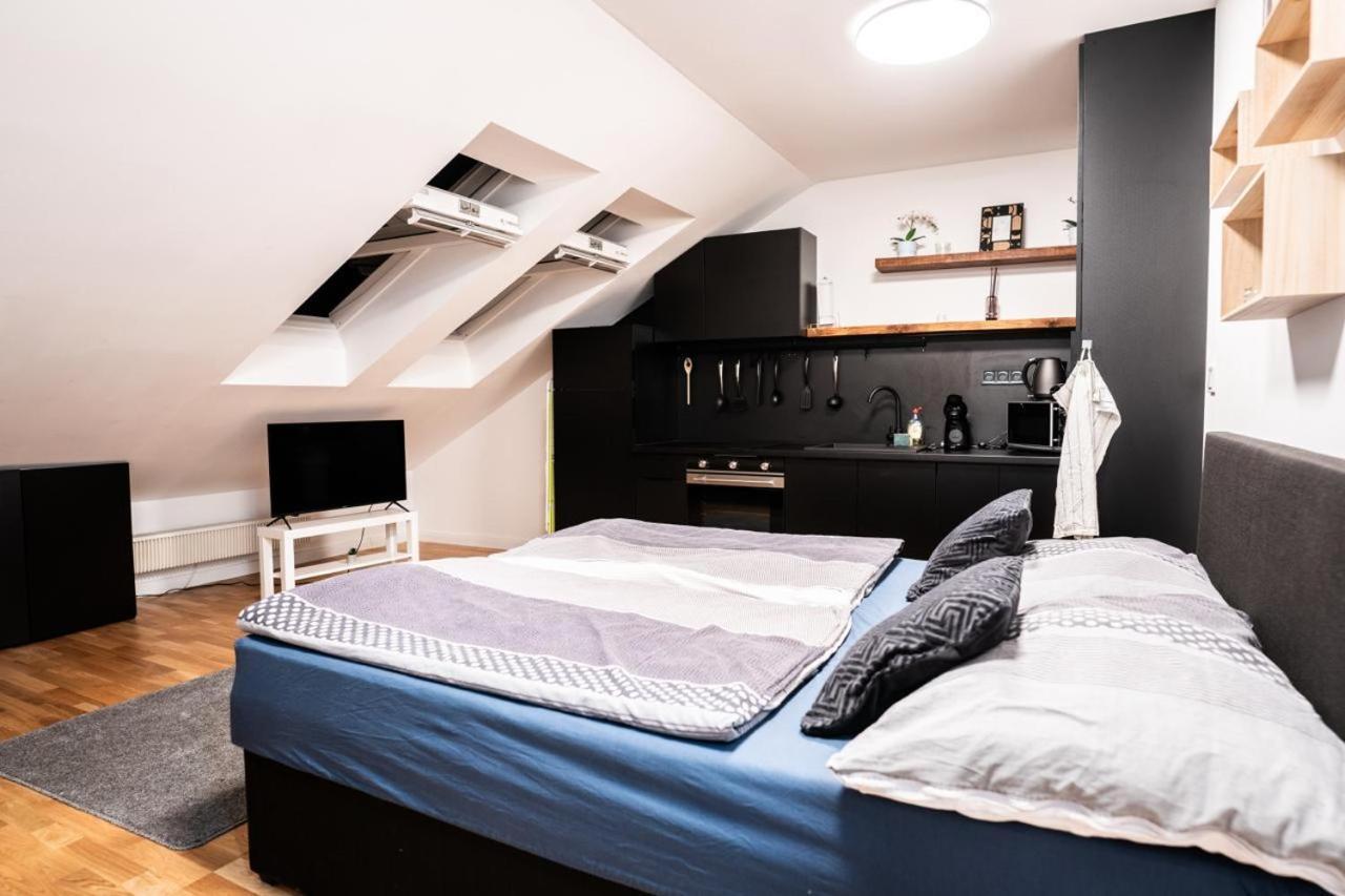 Exclusive Apartman Prague Jecna Appartement Buitenkant foto