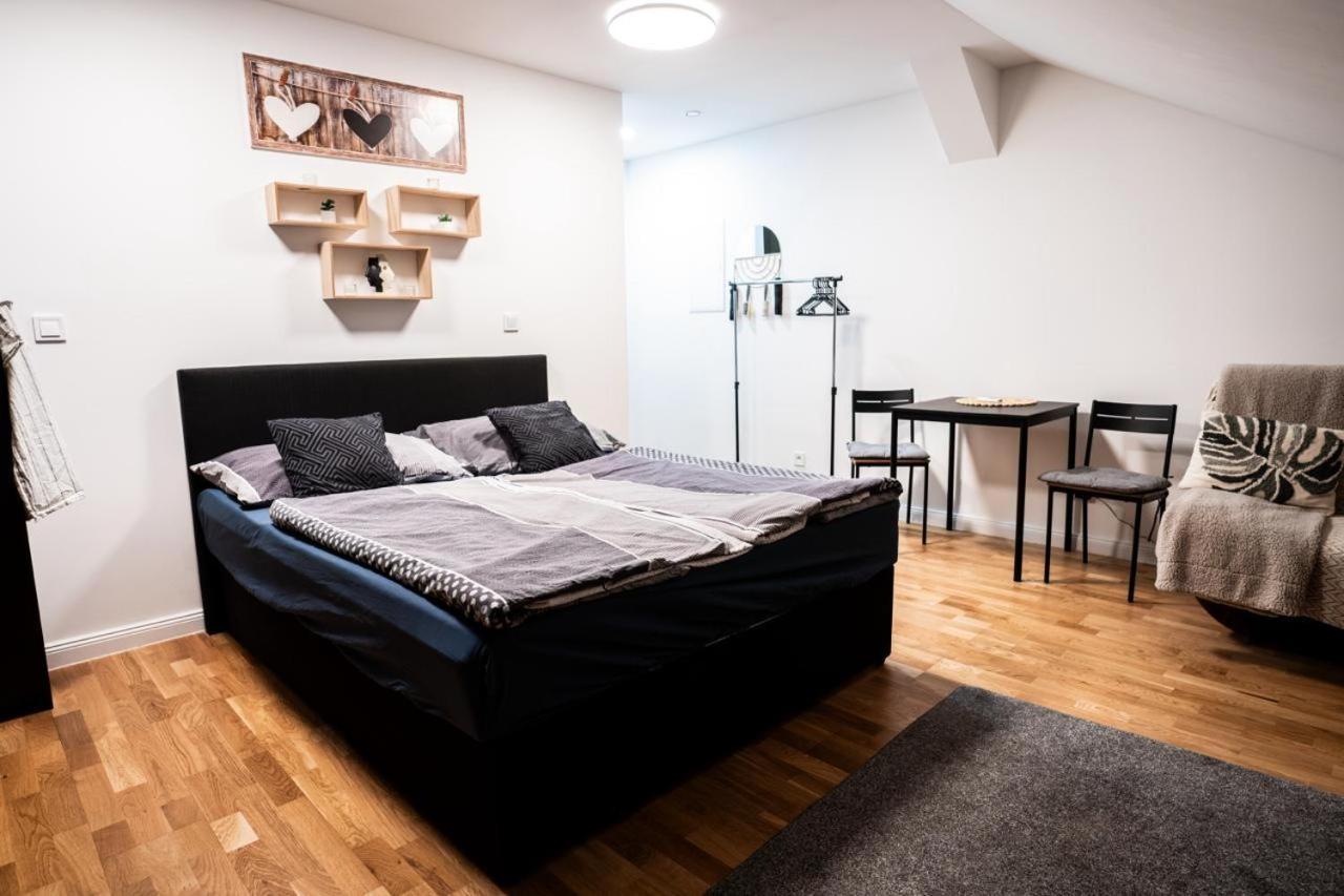Exclusive Apartman Prague Jecna Appartement Buitenkant foto